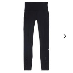 Lululemon Fast and Free High Rise Legging Size 4 — Like New